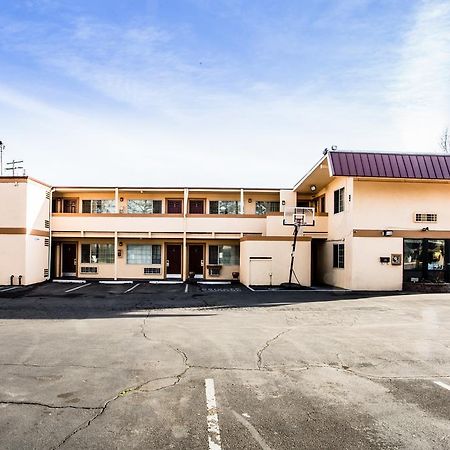 Budget Inn Of America Medford Extérieur photo