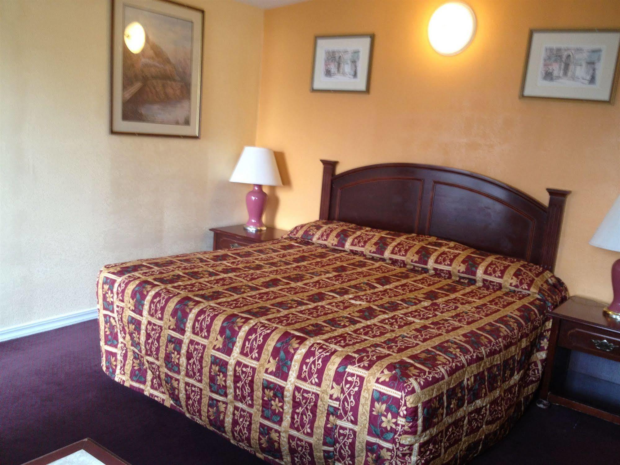 Budget Inn Of America Medford Extérieur photo